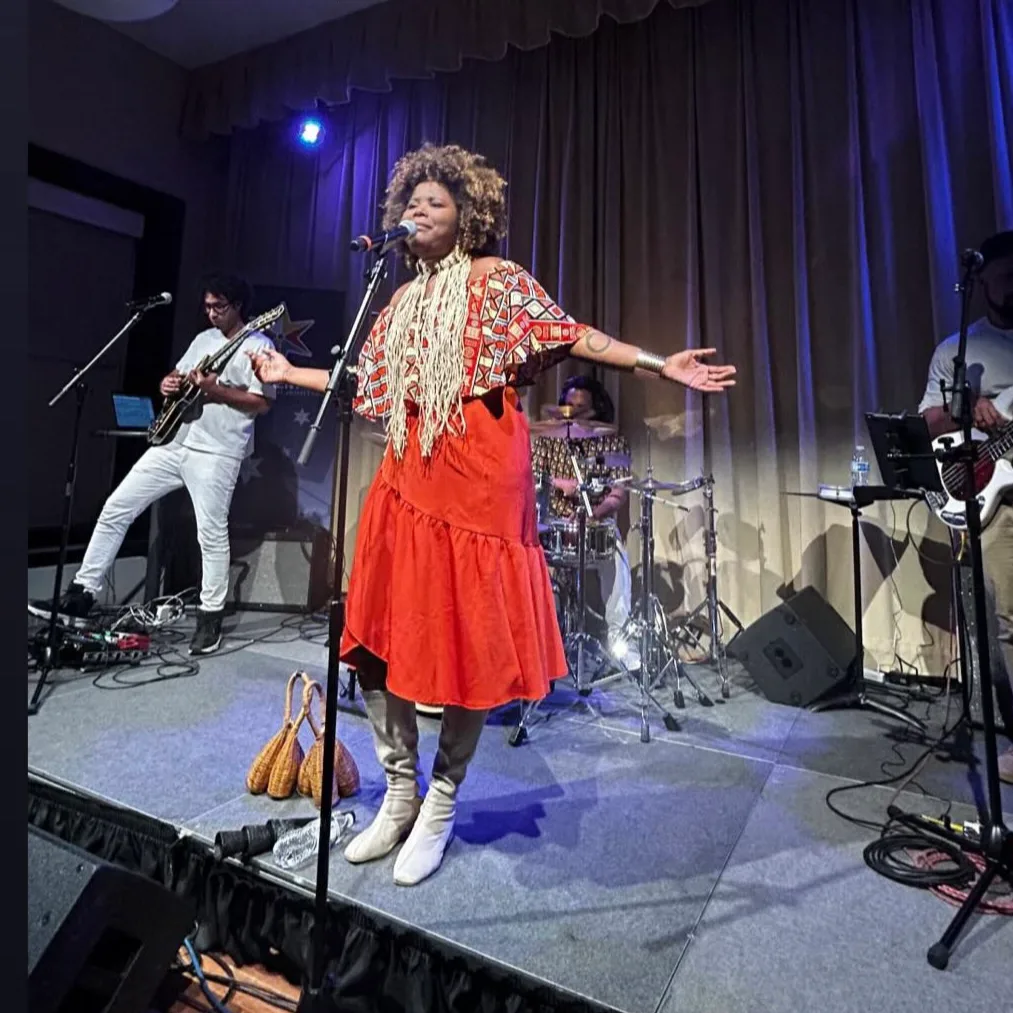 Jim Thomson and his “Global Sounds on the Hill” at Hill Center